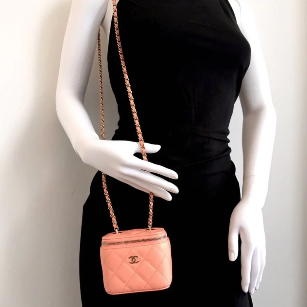 Chanel Mini Vanity Case Gem
